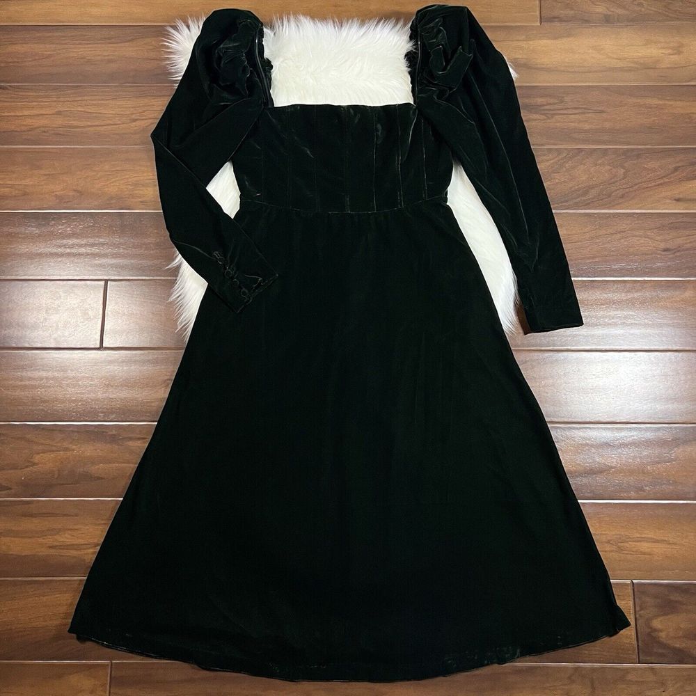 Antonio Melani Women's Size 6 Green Velvet Mackenzie Long Sleeve Midi Dress